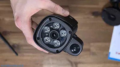 INSTAR 9408-K2+ - Objektiv und IR-LEDs